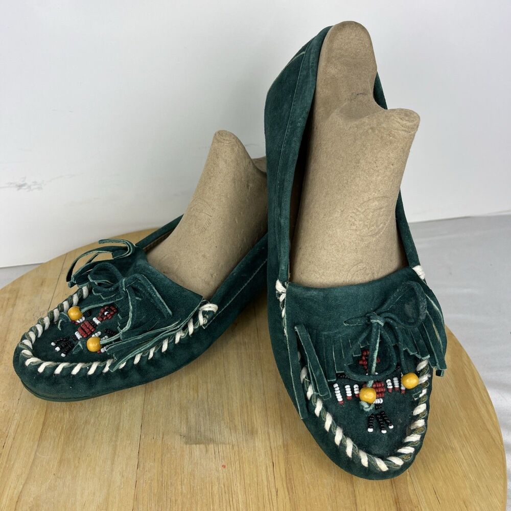 Hunter's Run Moccasins Size 8.5W Dark Green Leather Beaded Design Top Fringe Tie